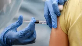 Imagem ilustrativa da notícia Uso emergencial só permite vacinar grupos específicos. Entenda!