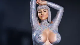 A modelo Lu Duarte, que foi imperatriz de bateria em 2020