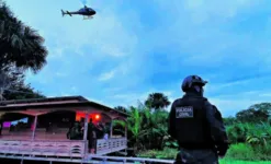 A operação contou com o apoio da Polícia Civil do Amapá, por meio da Delegacia de Capturas, e do Grupamento Tático Aéreo da Secretaria de Segurança Pública do Amapá