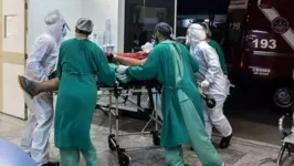 Especialistas alertam para mutação que demonstra ser mais transmissível e já atinge vários estados brasileiros.