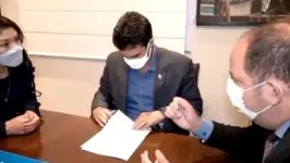 Comunicado foi feito pelo governador através das redes sociais.