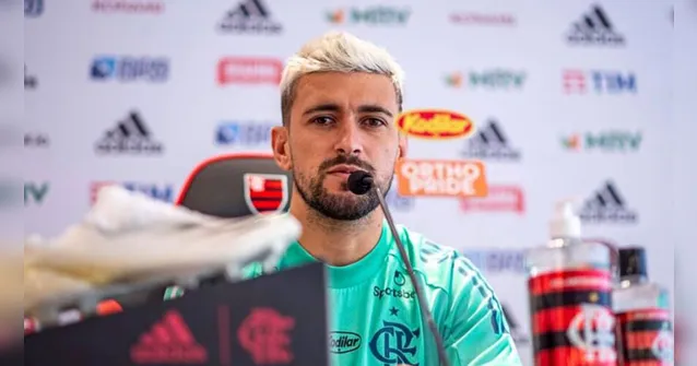 Imagem ilustrativa da notícia Corinthians pode atrapalhar o Flamengo na briga pelo bi
nacional