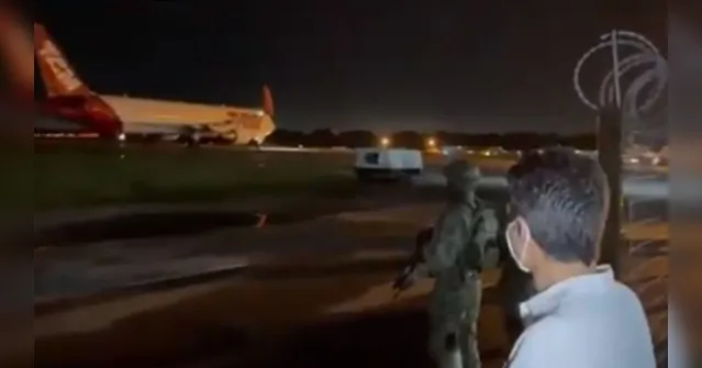 Imagem ilustrativa da notícia Aeronave com vacinas para o Pará aterrissa em Belém. Veja o vídeo