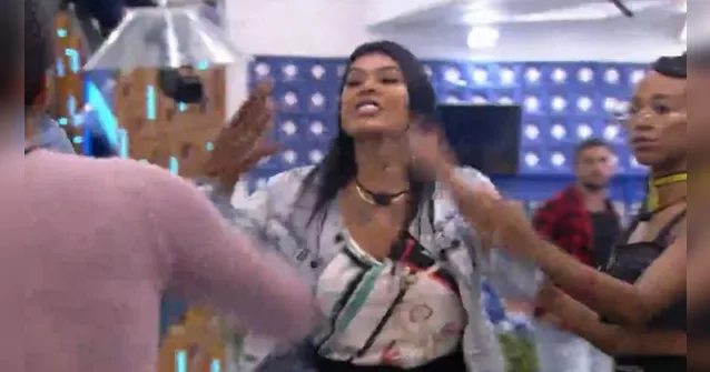 Imagem ilustrativa da notícia "Vai se f**er e vai tomar..." fecha o tempo entre Pocah e Gil no Big Brother Brasil 