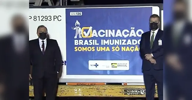 Imagem ilustrativa da notícia Documento mostra que Pfizer pediu pressa e avisou Bolsonaro que demanda era alta