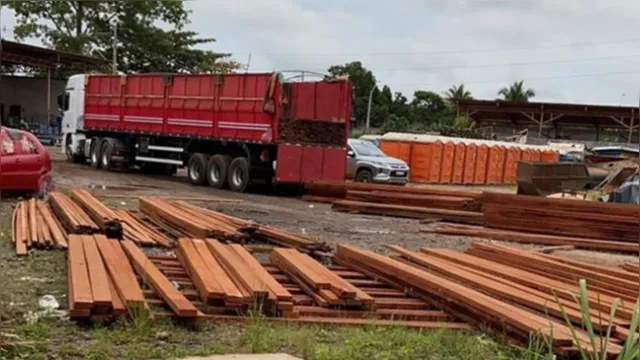 Imagem ilustrativa da notícia Prefeitura de Marabá devolve ao autuado madeira apreendida pela PRF