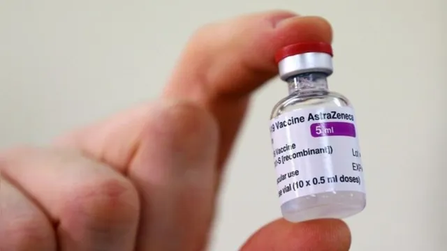Imagem ilustrativa da notícia Covid-19; Brasil vai buscar 2 milhões de doses de vacina da Oxford