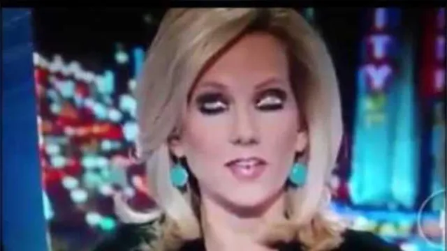 Imagem ilustrativa da notícia Repórter é flagrada mudando a cor dos olhos em noticiário ao vivo