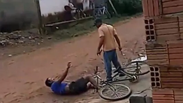 Imagem ilustrativa da notícia Homem é morto a golpes de taco de sinuca em briga de bar no Pará