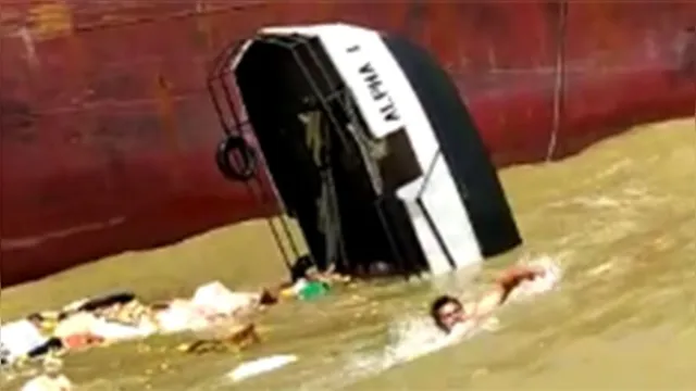 Imagem ilustrativa da notícia Forte onda causou naufrágio de embarcação na região de Mosqueiro