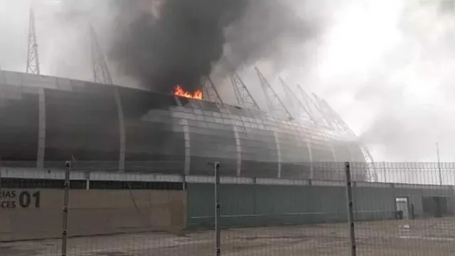 Imagem ilustrativa da notícia Incêndio atinge Arena Castelão, em Fortaleza