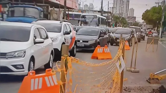 Imagem ilustrativa da notícia Conserto de vazamento de água deixa trânsito lento em via de Belém