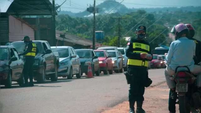 Imagem ilustrativa da notícia PM fiscaliza o primeiro dia de lockdown na Região do Baixo Amazonas