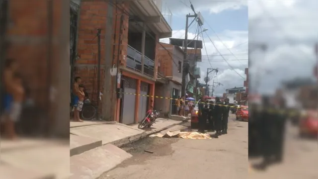 Imagem ilustrativa da notícia Instalador de câmera de segurança sofre descarga e morre em residência em Belém