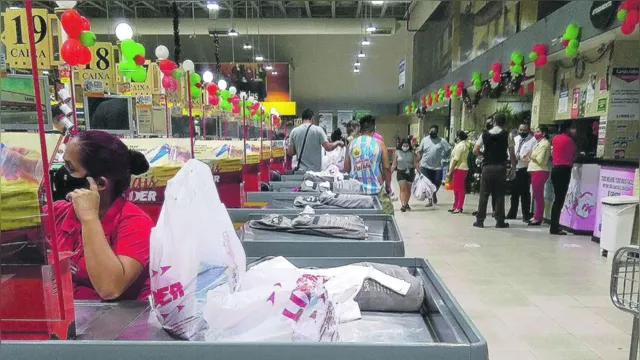 Imagem ilustrativa da notícia No primeiro dia de decreto o movimento foi tranquilo nos supermercados