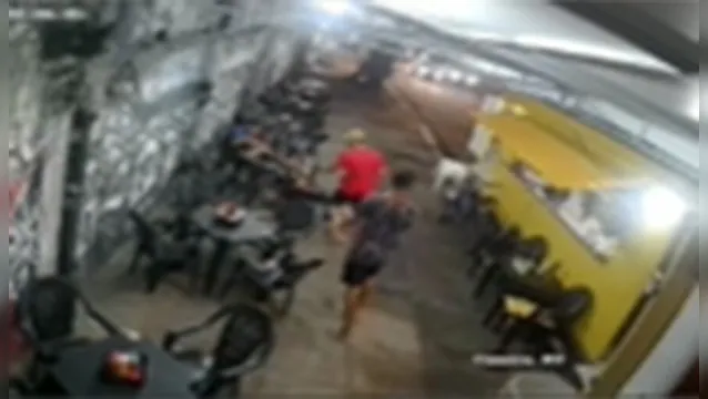 Imagem ilustrativa da notícia Revoltante: bandidos assaltam lanchonete na Pedreira pela quinta vez; veja o vídeo!