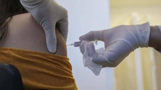 Imagem ilustrativa da notícia Pará recebe doses extras e chega a 173.240 vacinas para a primeira fase da imunização