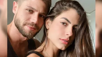 Jonas Sulzbach e a namorada, a modelo Mari Gonzalez, riram da situação no Instagram.