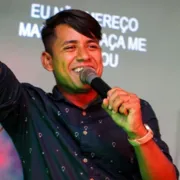 'Me diga quem' é a nova composição do cantor paraense Igor Santos