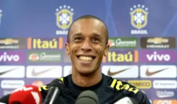 Miranda, zagueiro e capitão da Seleção 