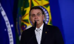 A tentativa de reação do presidente a um desgaste de imagem foi apelidado no Palácio do Planalto de Plano Vacina. Ela envolve publicações nas redes sociais para mostrar o esforço da gestão federal na compra de imunizantes e gravações de vídeos sobre investimentos no setor da saúde.