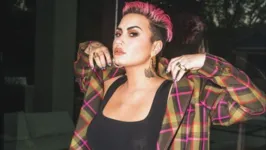 Demi Lovato está dando o que falar ao contar detalhes de sua vida particular 