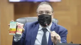 Imagem ilustrativa da notícia Autor de lei contra a vacina morre por complicações da Covid-19