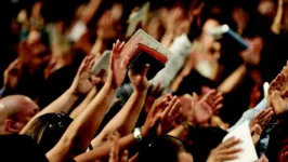 Segundo pesquisa do Datafilha, só 24% do evangélicos acham que templos devem ser fechados