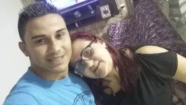 A princípio, o assassino disse que a mãe havia caído 
