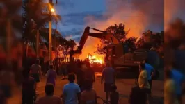 Imagem ilustrativa da notícia Cadeirante morre carbonizado após incêndio em casa no Pará