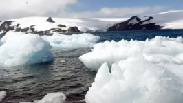 Antártida: degelo provoca separação de iceberg gigantesco.