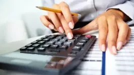 Dados revelam que o endividamento das famílias brasileiras bateu recorde em novembro de 2020.