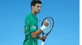 Imagem ilustrativa da notícia Djokovic domina Medvedev e vence Australian Open pela 9ª vez