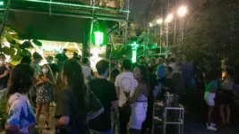 Imagem ilustrativa da notícia 'Essa festa virou suicídio', diz mãe com filho intubado após participar de 'pancadão' durante quarentena