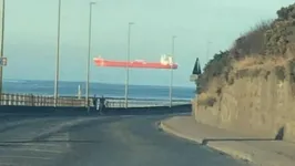 Imagem ilustrativa da notícia Navio que voa? Foto viraliza na web e chama atenção de internautas
