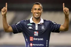 No Clube do Remo, Salatiel foi um dos destaques no acesso à Série B, com 5 gols marcados em 13 jogos.