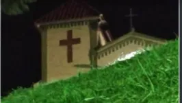 Imagem que as crianças alegam ser de Nossa Senhora Fátima

