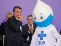 Imagem ilustrativa da notícia Após criticar vacinas, Bolsonaro entra na fila para ser imunizado contra covid-19