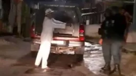 Momento em que Pai Angelim (Zé Pelintra) é abordado