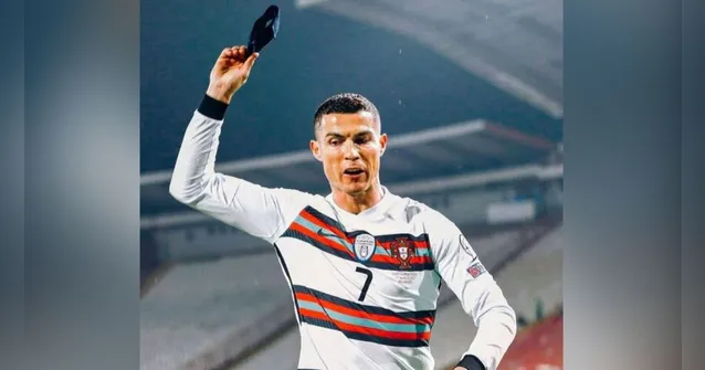 Imagem ilustrativa da notícia CR7 'dá chilique' após erro de arbitragem; veja o vídeo!