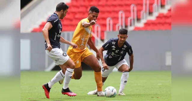 Imagem ilustrativa da notícia Remo perde por 2 a 1 para o Brasiliense e VAR evita o empate no final; veja os gols!