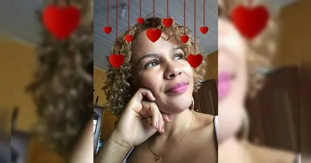 Imagem ilustrativa da notícia Familiares e amigos lamentam morte de mulher assassinada por marido policial