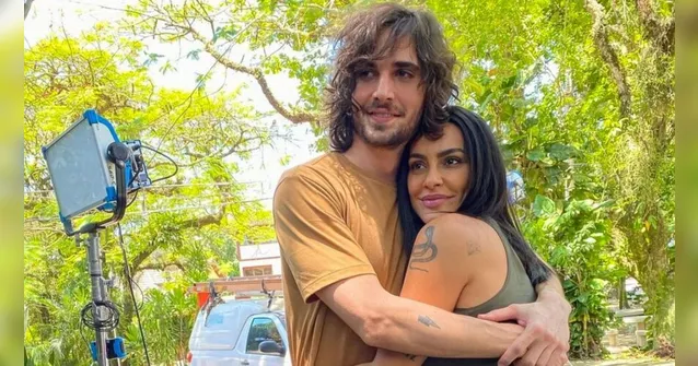 Imagem ilustrativa da notícia Cleo Pires reage contra ofensas a Fiuk após formação de Paredão