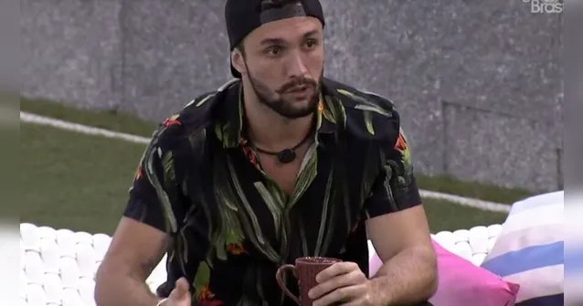 Imagem ilustrativa da notícia BBB21: Arthur articula para ser indicado ao Paredão 