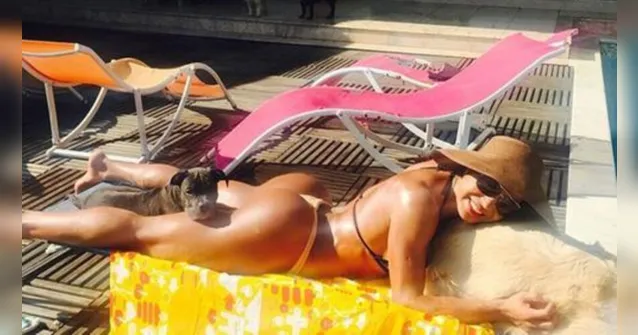 Imagem ilustrativa da notícia Gracyanne faz vídeo empinando o popô na piscina. Vem ver!