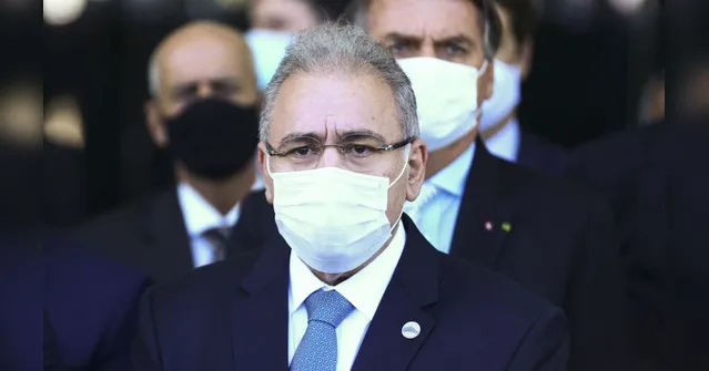 Imagem ilustrativa da notícia Queiroga diz que governo quer vacinar 1 milhão por dia