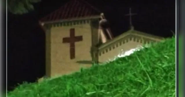 Imagem ilustrativa da notícia Vídeo: crianças veem Nossa Sra. de Fátima em igreja