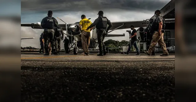 Imagem ilustrativa da notícia Envolvidos em crimes contra policiais são transferidos