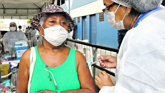 Imagem ilustrativa da notícia Idosos de 80 a 82 anos serão os próximos a serem vacinados em Belém