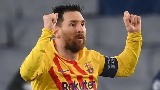 Imagem ilustrativa da notícia Fim de uma era! Messi se despede da Champions pelo Barça após eliminação para o PSG